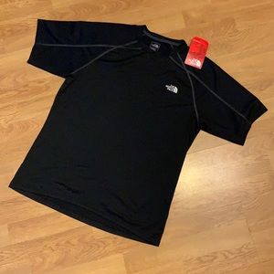 NWT The North Face Short Sleeve Voltage Crew Shirt